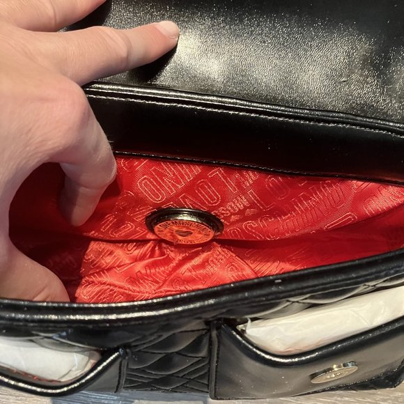 LOVE MOSCHINO SIGNATURE QUILTED SHOULDER BAG - NWT - Picture 5 of 7